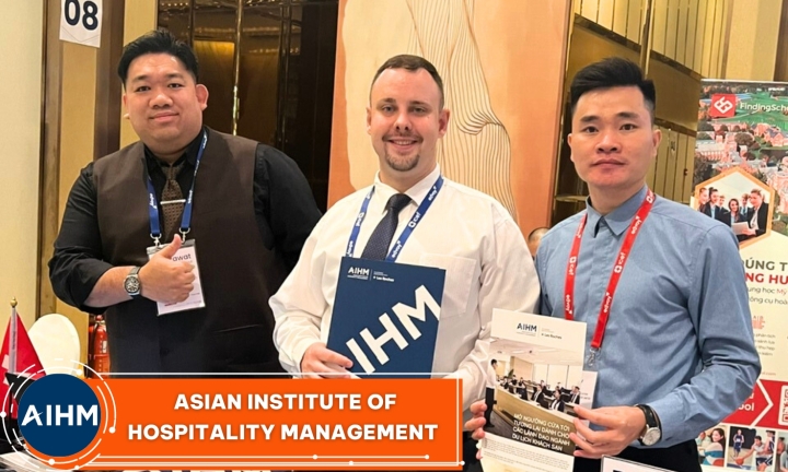 HỌC QUẢN TRỊ DU LỊCH KHÁCH SẠN TẠI AIHM NHẬN BẰNG CẤP DANH GIÁ CỦA THUỴ SĨ VÀ CƠ HỘI CHUYỂN TIẾP SANG TÂY BAN NHA VÀ THUỴ SĨ