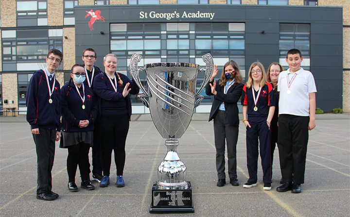 HỌC BỔNG $8.000 CAD BẬC THPT CHO KỲ NHẬP HỌC 2024 TẠI TRƯỜNG ST. GEORGE ACADEMY, CANADA